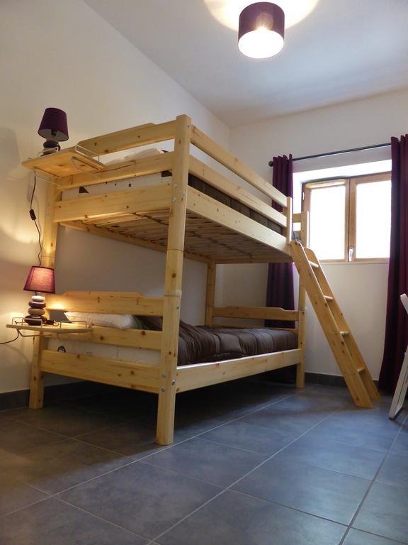 Camping Lou Gourdan Puget-Théniers Exterior foto