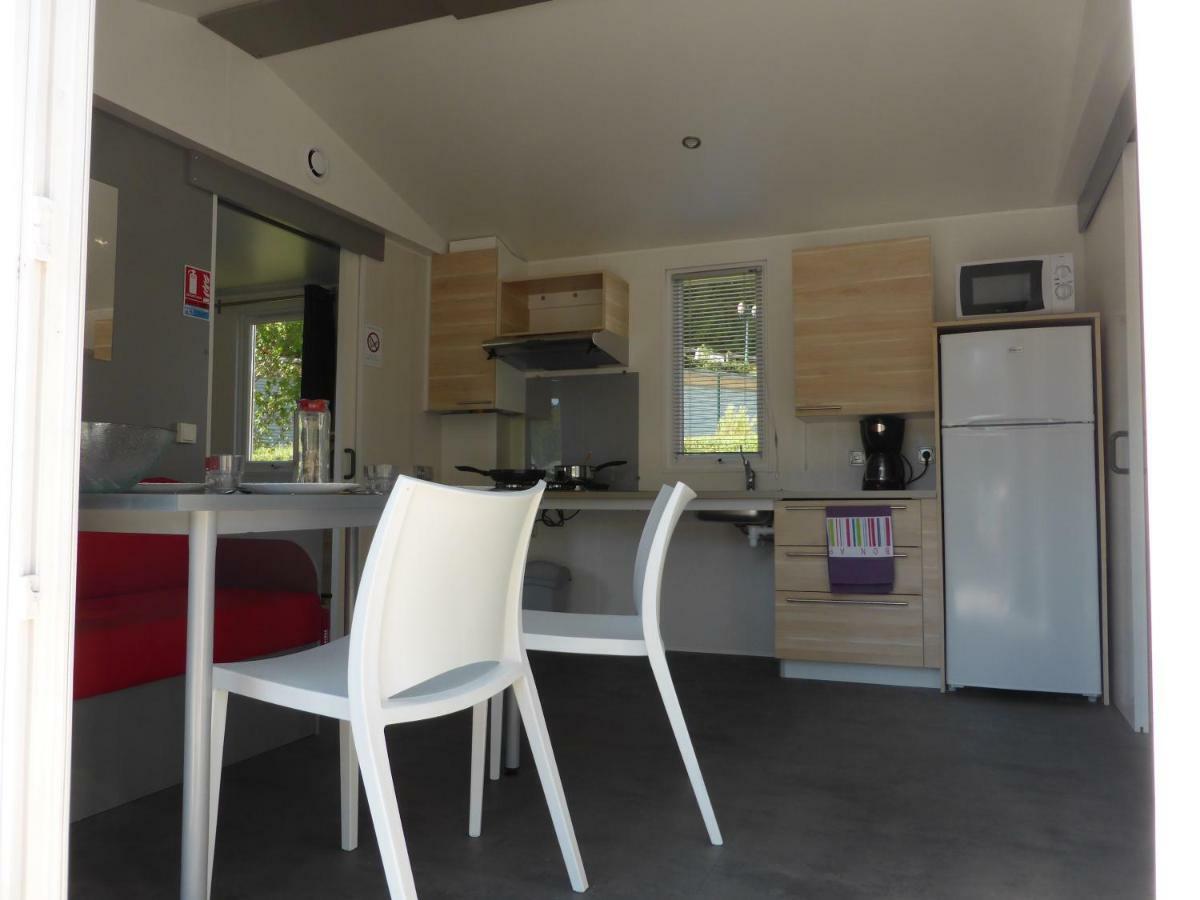 Camping Lou Gourdan Puget-Théniers Exterior foto